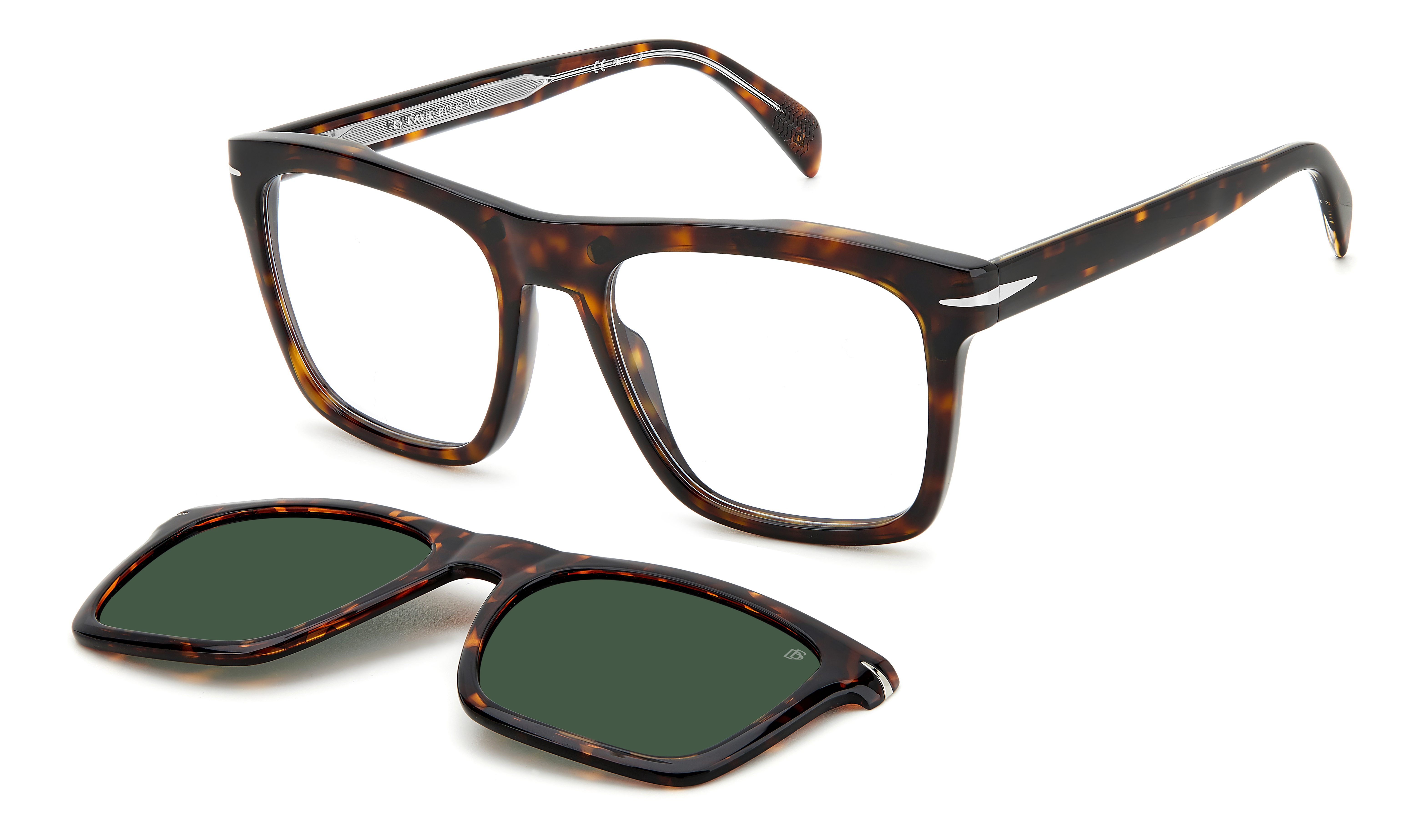 Las gafas de sol DB Eyewear by David Beckham son la última