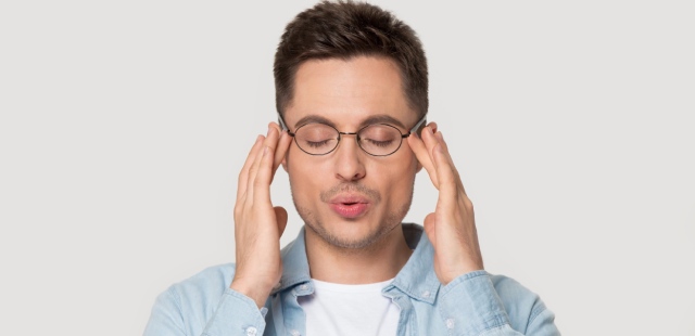 Las mejores gafas de masaje para calmar la tensión ocular
